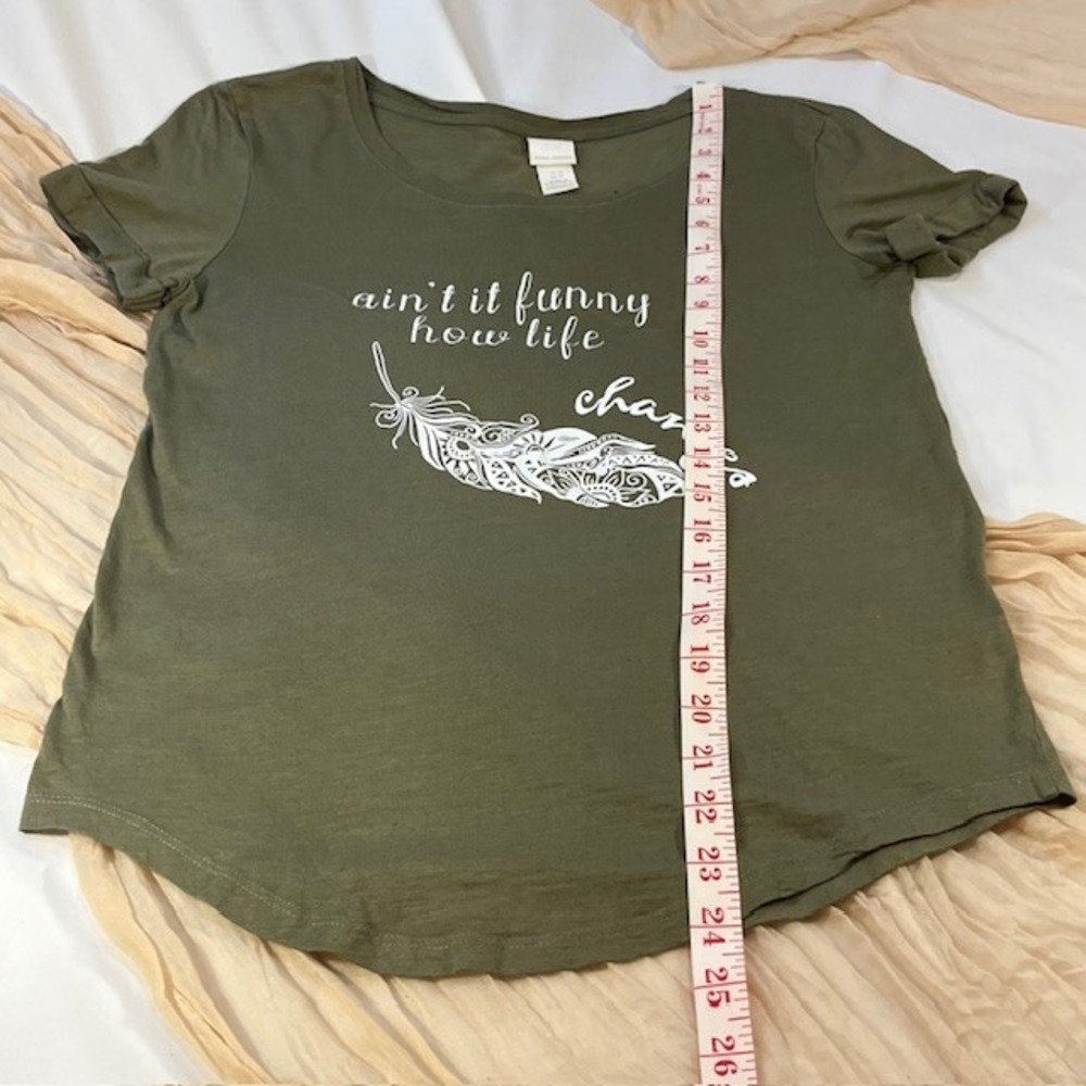 H&M Womens Feather Graphic Green Short Sleeve Tee Size XS - Picture 8 of 10